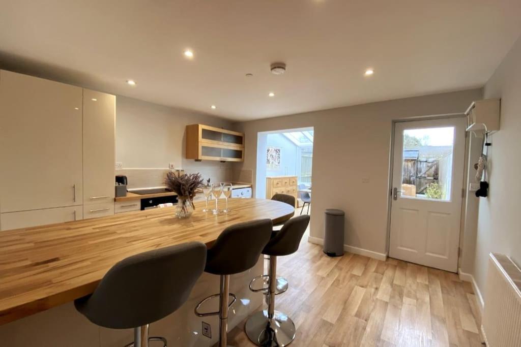 3Bed House With Parking Short Walk To Bath Centre Villa Exterior foto