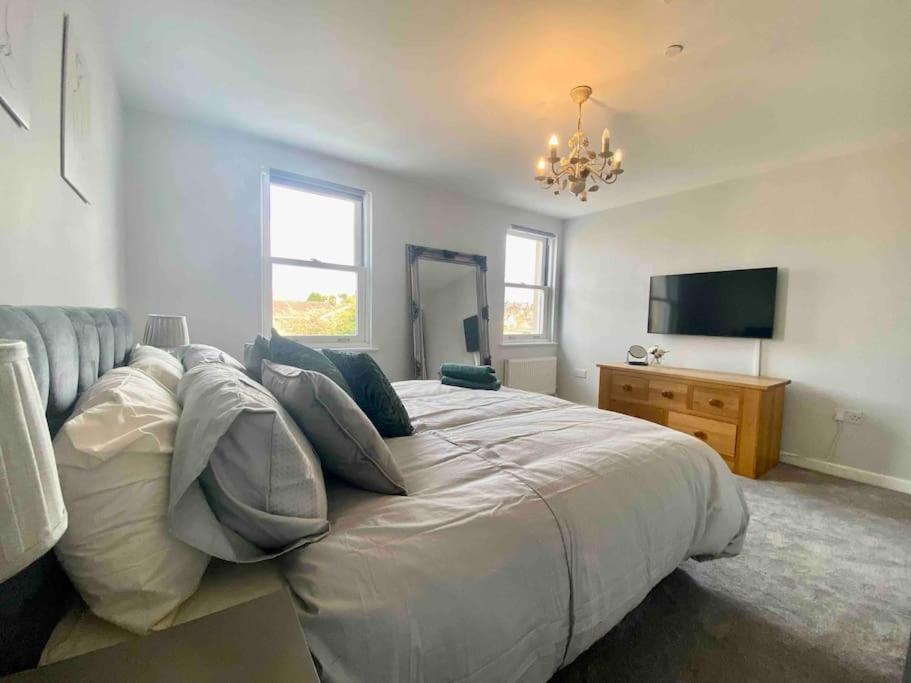 3Bed House With Parking Short Walk To Bath Centre Villa Exterior foto